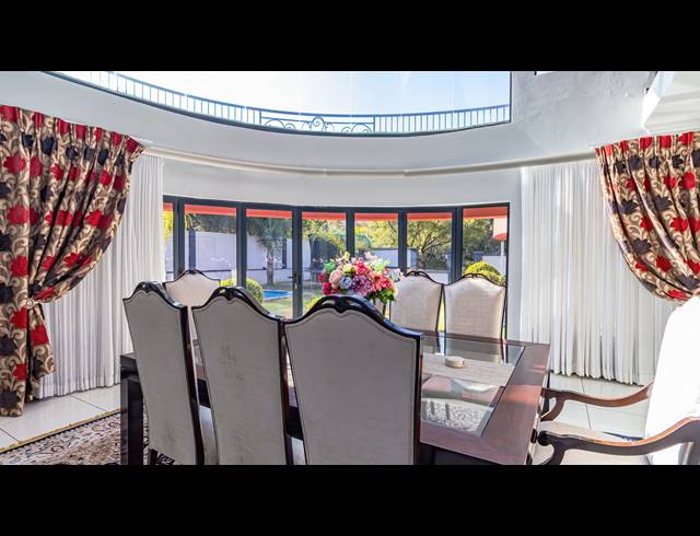 7 BEDROOM HOUSE FOR SALE IN MIDLANDS ESTATE